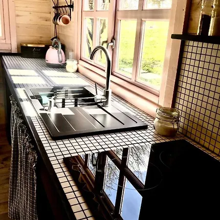 83 Bredynki 山林小屋 *