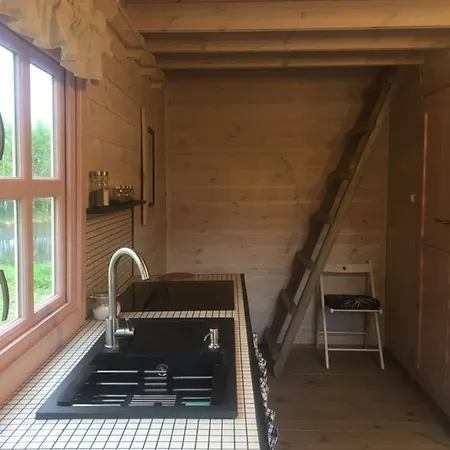 山林小屋 83 Bredynki